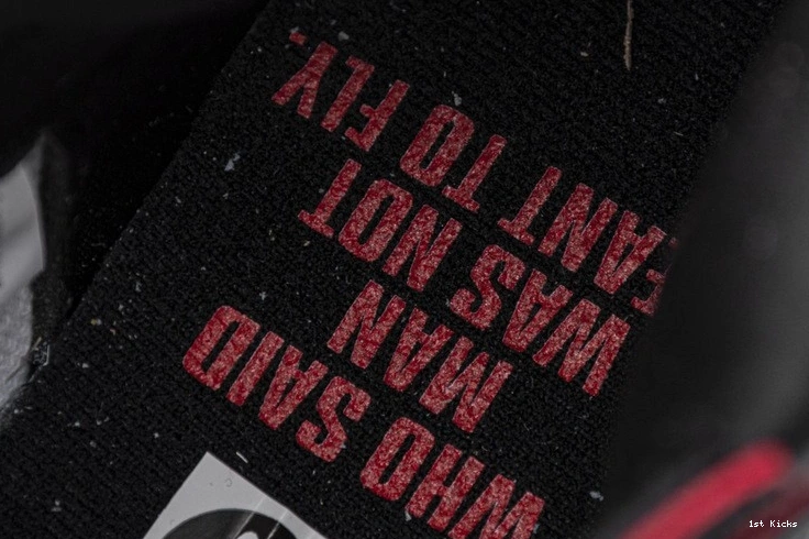 Jordan 555088-062 Retro 1  Bloodline High 0426